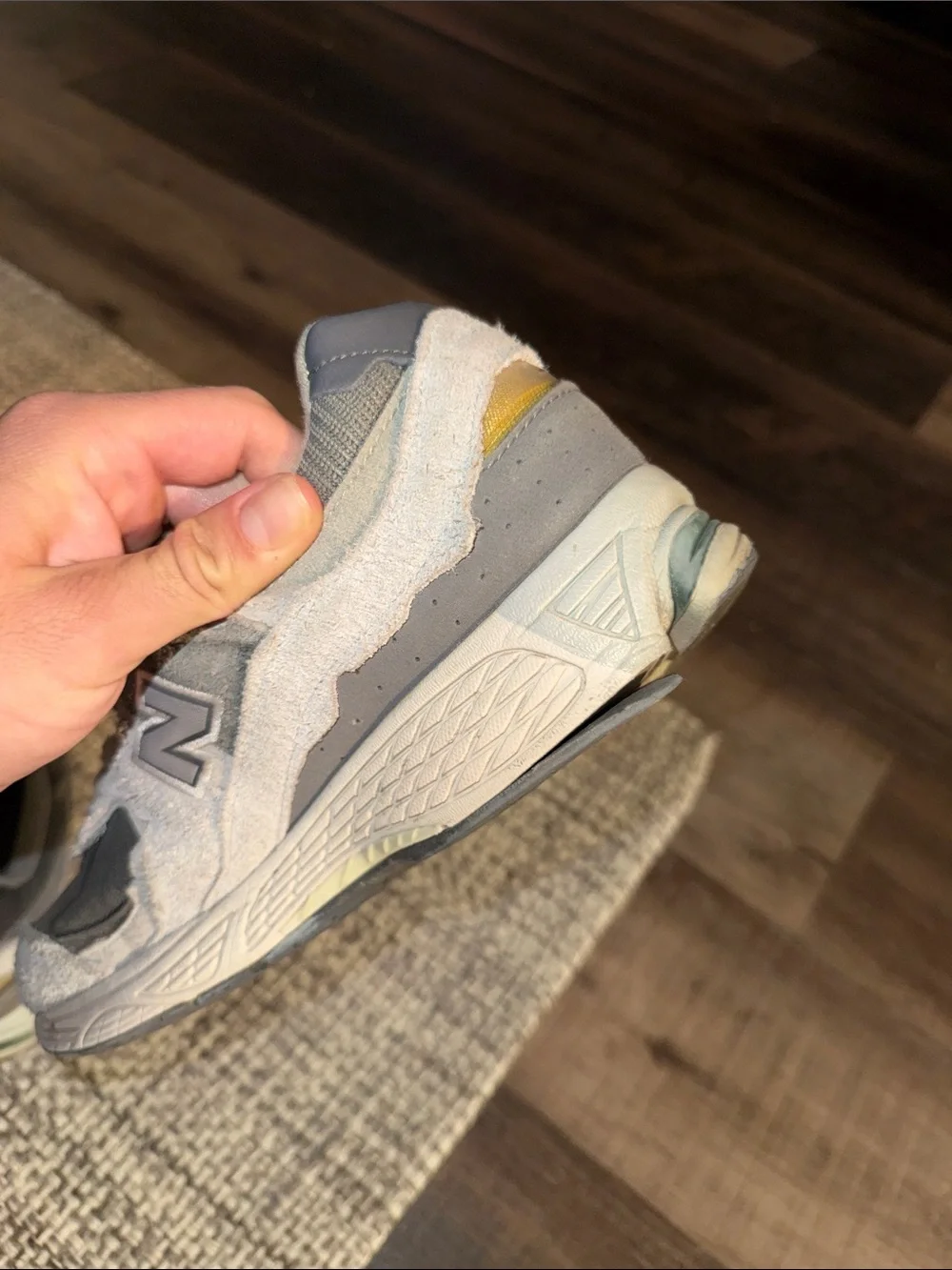 Men’s 2002r new balances